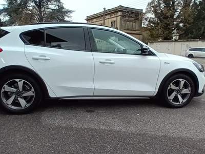 Ford Focus VERSIONE ACTIVE HYBRID-GARANZIA UFFICIALE FORD Bianco usata Casalmorano
