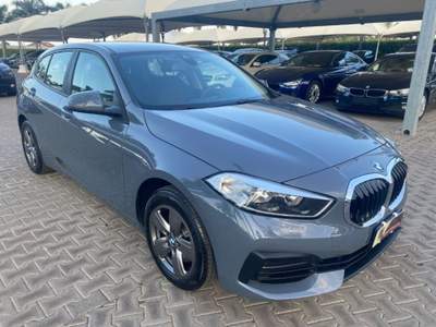 BMW Serie 1 118d d 5p. Automatic  Sport Grigio usata Giarre