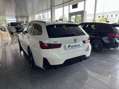BMW Serie 3 320d d 48V xDrive Touring Msport Bianco usata Magenta