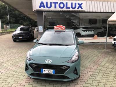 Hyundai i10 1.0 CONNECTLINE My'25 Verde usata Somma Lombardo