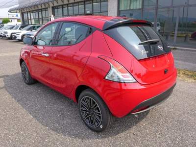 Lancia Ypsilon 1.0 FireFly 5 porte S&S Hybrid Gold km.0!! Rosso usata GRASSOBBIO
