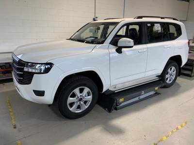 Toyota Land Cruiser Land Cruiser 300  3,5L GXR Benz blindato FB6/BR6 armoured extra UE  Bianco usata Roma