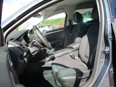 Renault Mégane Sporter TCe 140 CV EDC Intens Grigio usata Castelnuovo Rangone