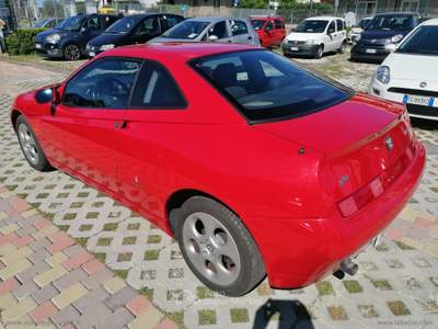 Alfa Romeo Gtv/Spider Gtv 2.0i 16V T.S. L Rosso usata Cimitile