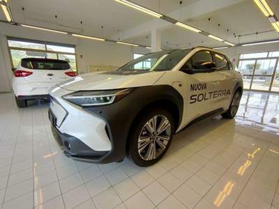 Subaru Solterra 71,4 kWh 4E-xperience+ Bianco usata Olbia