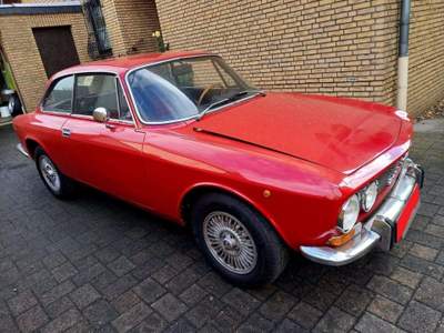 Alfa Romeo Alfetta GT/GTV 2000 Rosso usata Firenze