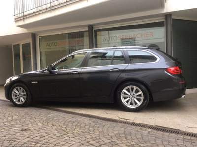 BMW Serie 5 525d d xDrive Touring Futura Nero usata Lana