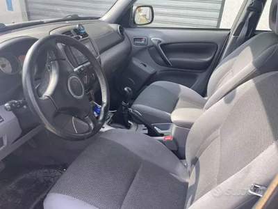 Toyota RAV4 GPL impianto con scadenza 2028 Grigio usata Milano