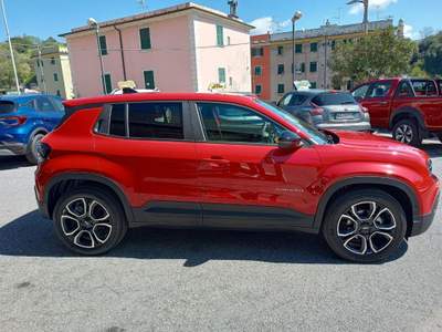 Jeep Avenger 1.2 Summit 100cv - INCENTIVO ROTTAMAZIONE Rosso usata Genova