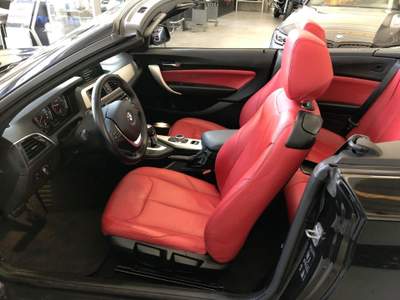 BMW Serie 2 220i i Cabrio Advantage aut. Nero usata Gambellara