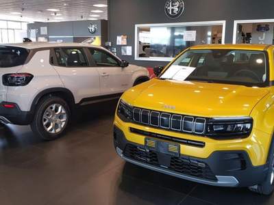 Jeep Avenger 1.2 Turbo Altitude - PRONTA CONSEGNA Nero usata Modena