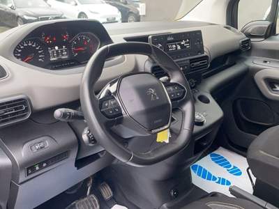 Peugeot Rifter BlueHDi 130 S&S EAT8 Active Long Grigio usata Castelnuovo Rangone