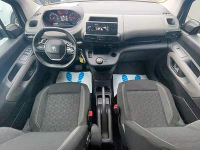 Peugeot Rifter BlueHDi 130 S&S EAT8 Active Long Grigio usata Castelnuovo Rangone