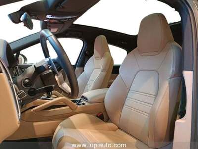 Porsche Cayenne 3.0 V6 E-Hybrid Grigio usata Pistoia