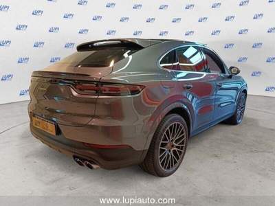 Porsche Cayenne 3.0 V6 E-Hybrid Grigio usata Pistoia