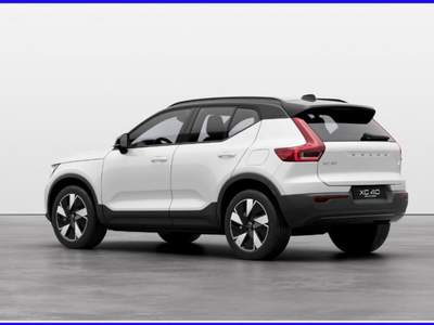 Volvo XC40 Recharge Pure Electric Twin Motor AWD Plus Grigio usata Milano