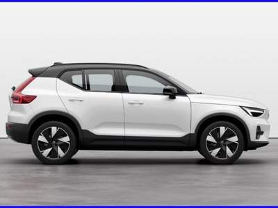 Volvo XC40 Recharge Pure Electric Twin Motor AWD Plus Grigio usata Milano