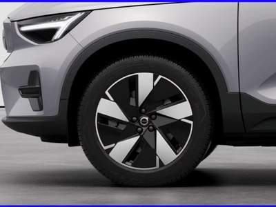 Volvo XC40 Recharge Pure Electric Twin Motor AWD Plus Grigio usata Milano