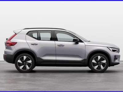 Volvo XC40 Recharge Pure Electric Twin Motor AWD Plus Grigio usata Milano