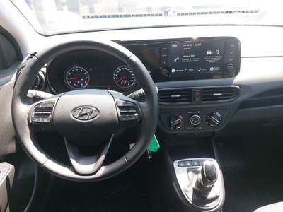 Hyundai i10 1.0 MPI AT Essential Argento usata Castelnuovo Rangone