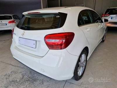 Mercedes-Benz Classe A A 180 d Automatic Business                                                         Bianco usata Giffoni Sei Casali