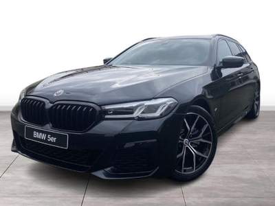 BMW Serie 5 520d d 48V xDrive Touring Msport Nero usata Bracciano