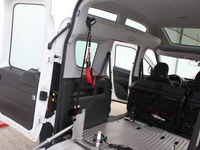 Opel Combo Tour Tour 1.4 95CV Bianco usata Castelnuovo Rangone