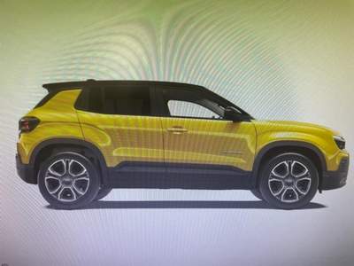 Jeep Avenger BEV Summit Giallo usata Palermo