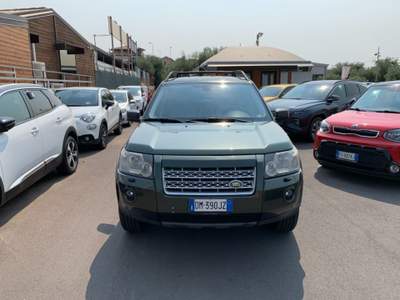 Land Rover Freelander 2.2 TD4 S.W. HSE Verde usata Santa Maria di Licodia