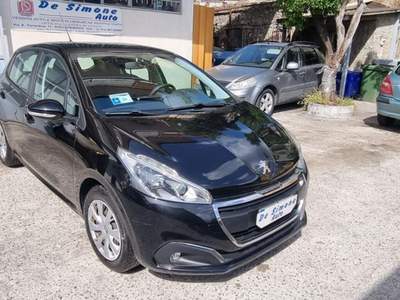 Peugeot 208 PureTech 82 5 porte Active Nero usata Roccapiemonte