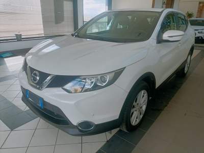 Nissan Qashqai 130cv 4 x 4 Bianco usata Torre Annunziata