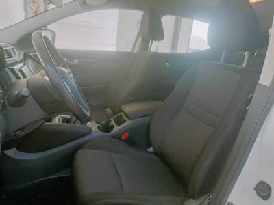 Nissan Qashqai 130cv 4 x 4 Bianco usata Torre Annunziata
