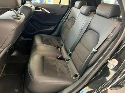 Infiniti Q30 Infiniti Q30 1.5 diesel Business Executive Nero usata Torre Annunziata