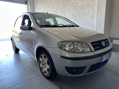 Fiat Punto Punto 1.3 mjt senza alcun lavoro da fare Grigio usata Crosia