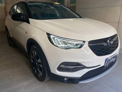 Opel Grandland null usata Massa di somma