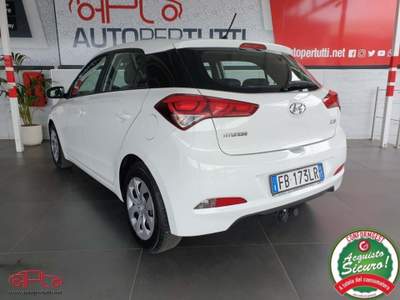 Hyundai i20 1.1 CRDi 12V 5p Classic Bianco usata Palermo
