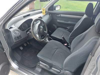 Suzuki Swift 2005 Suzuki Swift Grigio usata Canzano