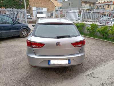 Seat Leon Vettura unico proprietario in eccellenti condizioni, Argento usata Foggia