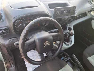 Citroen Berlingo PureTech 110 Stop&Start M Live Verde usata Castelnuovo Rangone