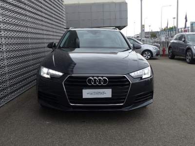 Audi A4 Avant 2.0 TFSI g-tron Business Grigio usata Modena