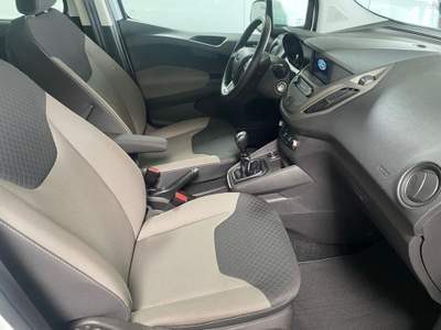Ford Tourneo Courier 1.5 TDCI 100 CV Bianco usata Castelnuovo Rangone