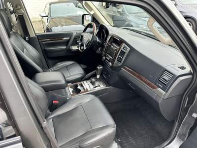 Mitsubishi Pajero 3.2 DI-D 16V aut. 5p. DPF Grigio usata Castelnuovo Rangone
