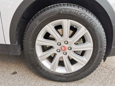 Jaguar E-Pace 2.0D 150 CV AWD aut. S Bianco usata Scarperia e San Piero