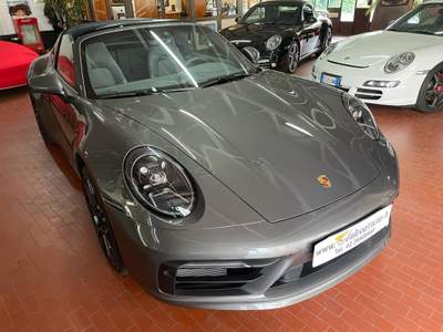 Porsche 911 PORSCHE 992 4S TARGA solo KM 2.665  pari al nuovo Full optional Grigio usata Milano