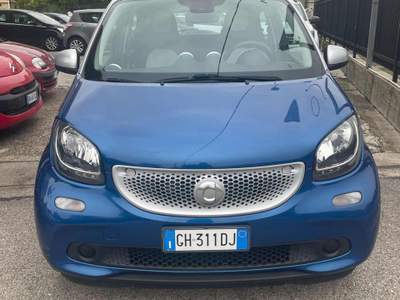 Smart ForFour 70 1.0 Passion Blu/Azzurro usata AGROPOLI