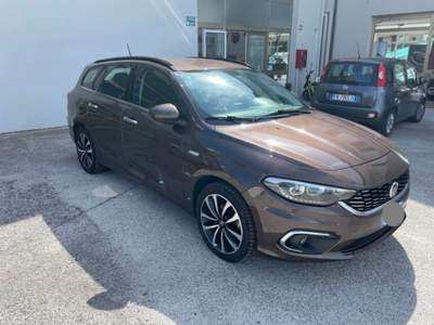 Fiat Tipo 1.6 Mjt S&S SW Lounge Marrone usata Mondolfo