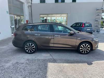 Fiat Tipo 1.6 Mjt S&S SW Lounge Marrone usata Mondolfo