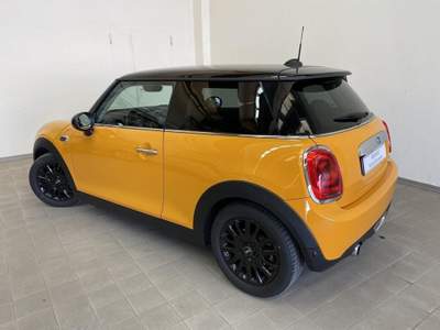 MINI Cooper 1.5 D Cooper D Business XL Auto Arancione usata Carpi