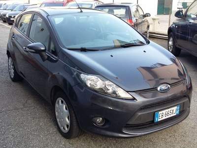 Ford Fiesta + 1.6 TDCi 95CV 5 porte Grigio usata Alba