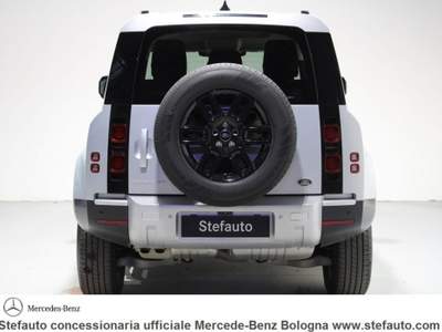 Land Rover Defender 90 3.0D I6 250 CV AWD Auto HSE Argento usata Bologna